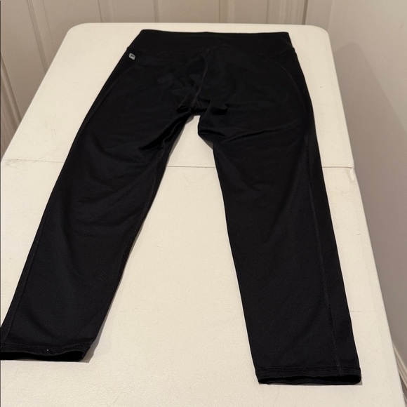 Fabletics Womens Size M Black Powerhold High Waisted Leggings size Medium - Picture 3 of 6